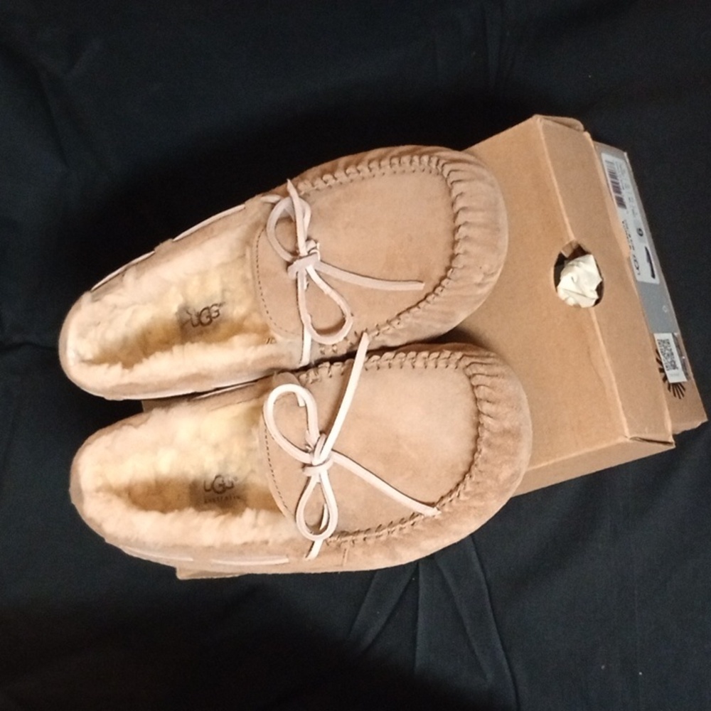 UGG Australia Dakota Moccasins -USA 7-Tan & Pink (Vintage-Mint Condition) REAL
